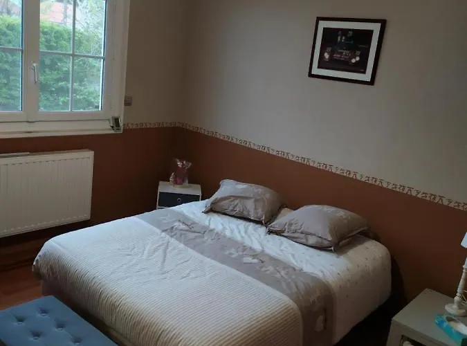 Pensión Maison Avec Parking Privatif *