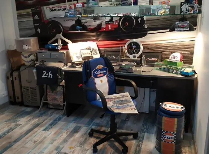 Maison Avec Parking Privatif Arnage